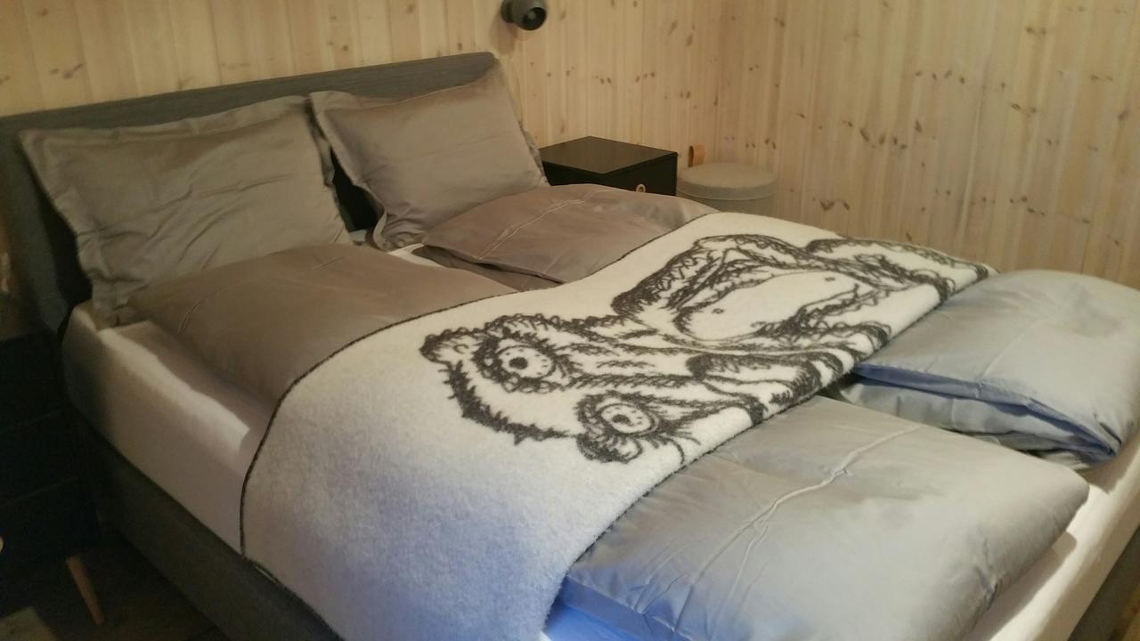ヘニングスヴァール Lysvoldbrygga Bed & Breakfast エクステリア 写真