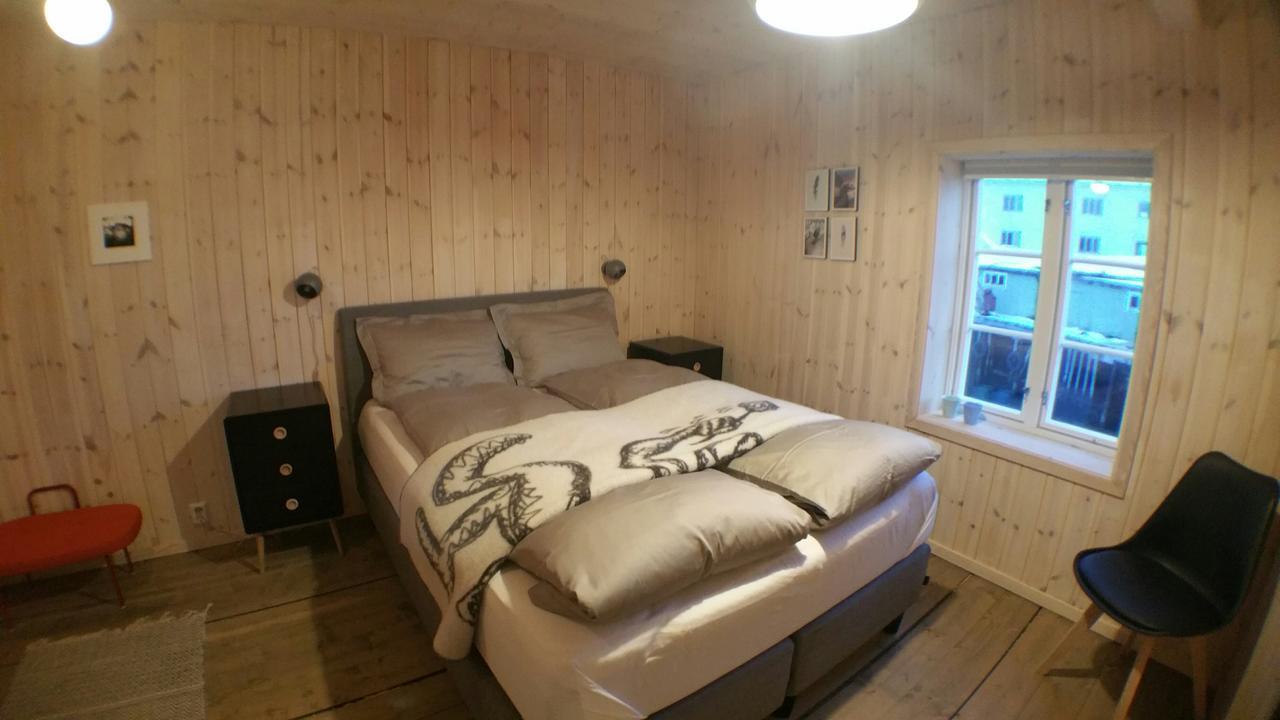ヘニングスヴァール Lysvoldbrygga Bed & Breakfast エクステリア 写真