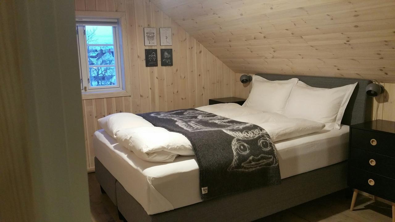ヘニングスヴァール Lysvoldbrygga Bed & Breakfast エクステリア 写真
