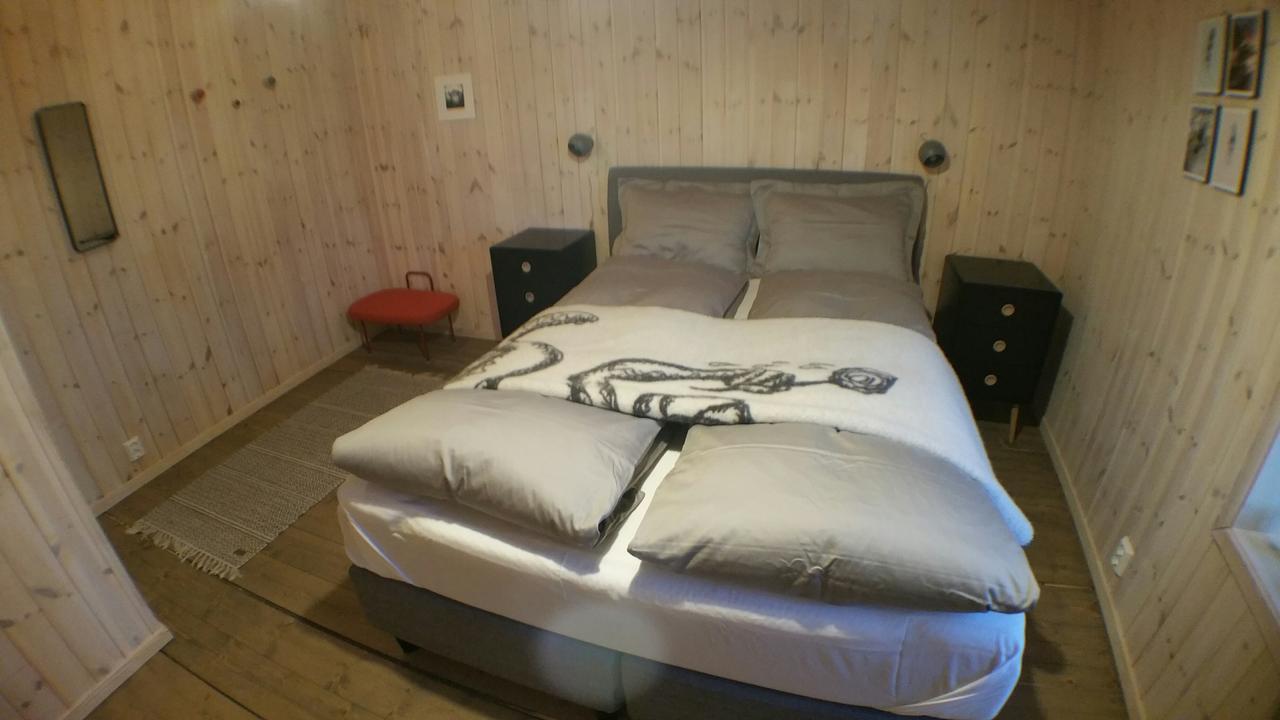 ヘニングスヴァール Lysvoldbrygga Bed & Breakfast エクステリア 写真