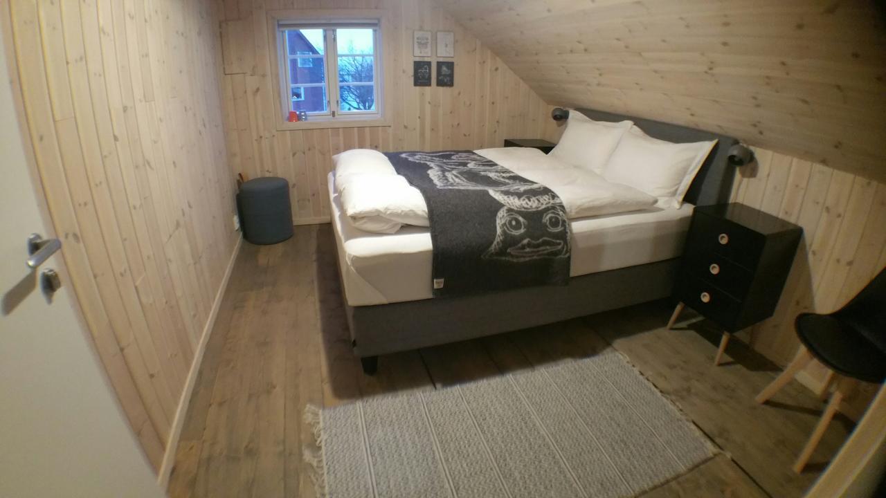 ヘニングスヴァール Lysvoldbrygga Bed & Breakfast エクステリア 写真